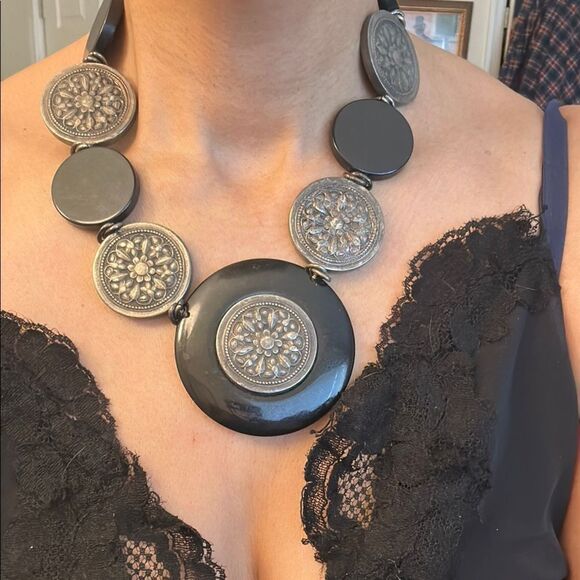 VINTAGE MASSIVE BLACK LUCITE BOZART ITALIAN COIN NECKLACE - Picture 1 of 4